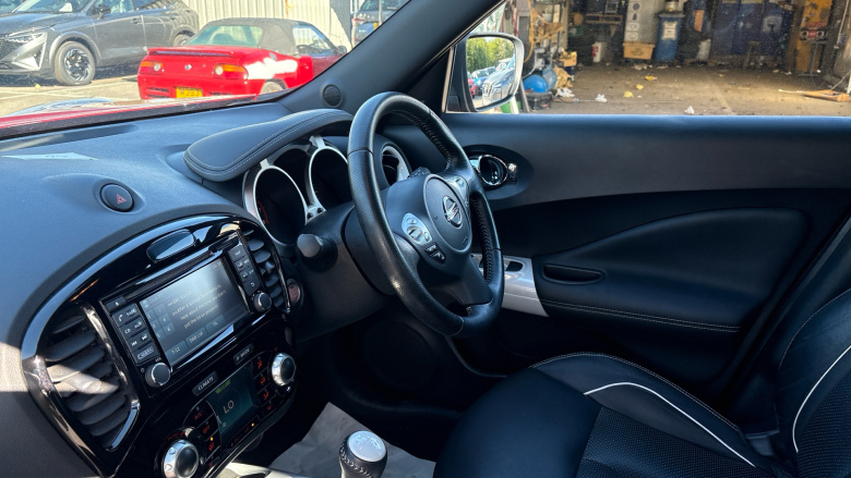 Nissan Juke 1.2 DiG-T Tekna 5dr Petrol Hatchback